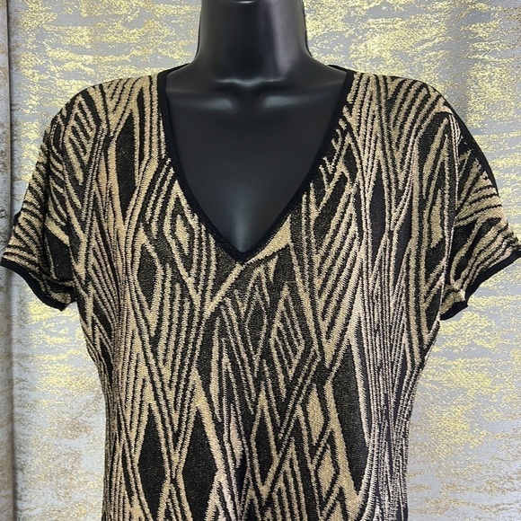 Lauren Ralph Lauren Black/Gold Geometric Metallic Cold Shoulder Top Size M - Picture 6 of 14
